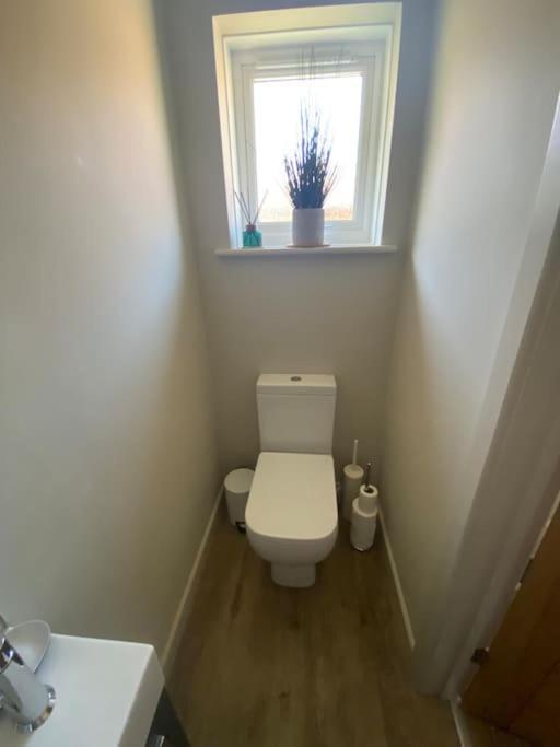 Beautiful 3 Bed Home In The Heart Of New Forest Hordle Екстер'єр фото