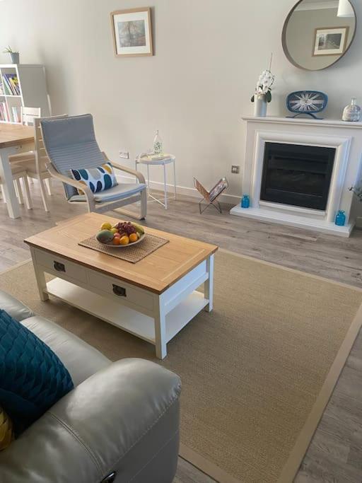 Beautiful 3 Bed Home In The Heart Of New Forest Hordle Екстер'єр фото